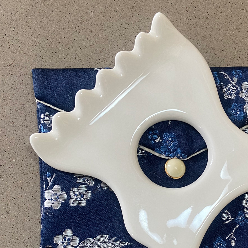 Gua Sha Stimulant en céramique – Fait main en Corée